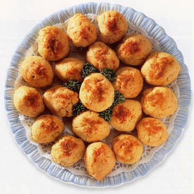 Light appetizer with cheese - recipe